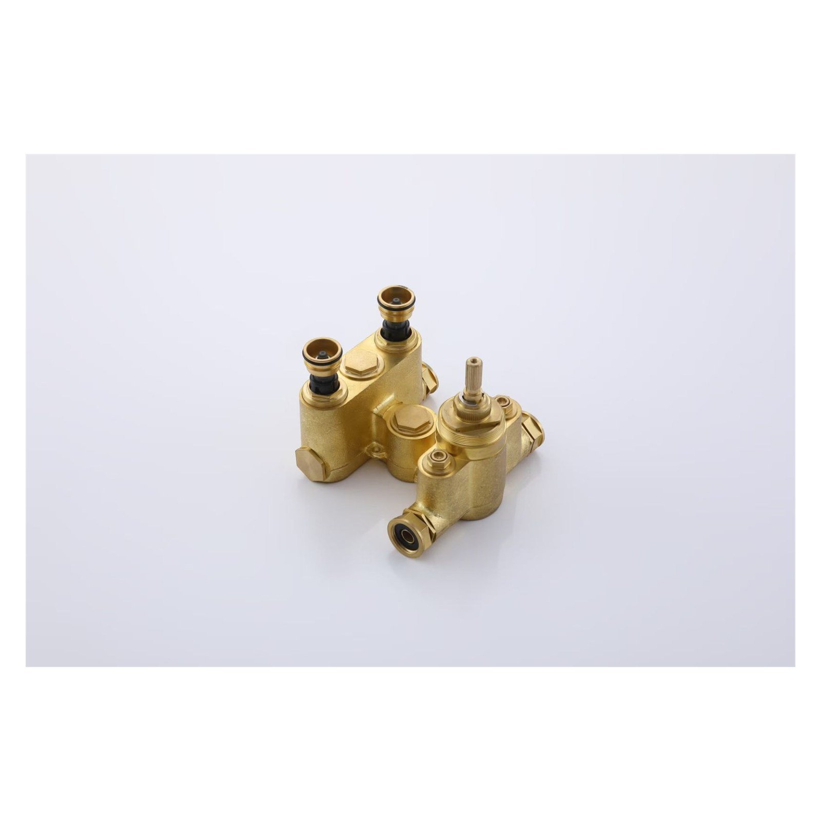 Concealed brass valve body configuration 5
