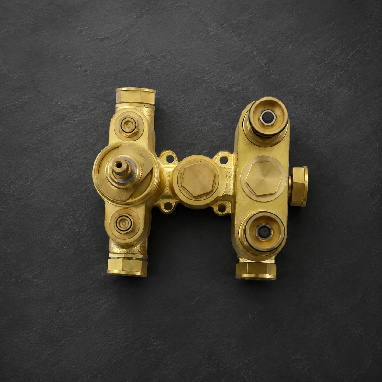 Concealed Brass Valve Body